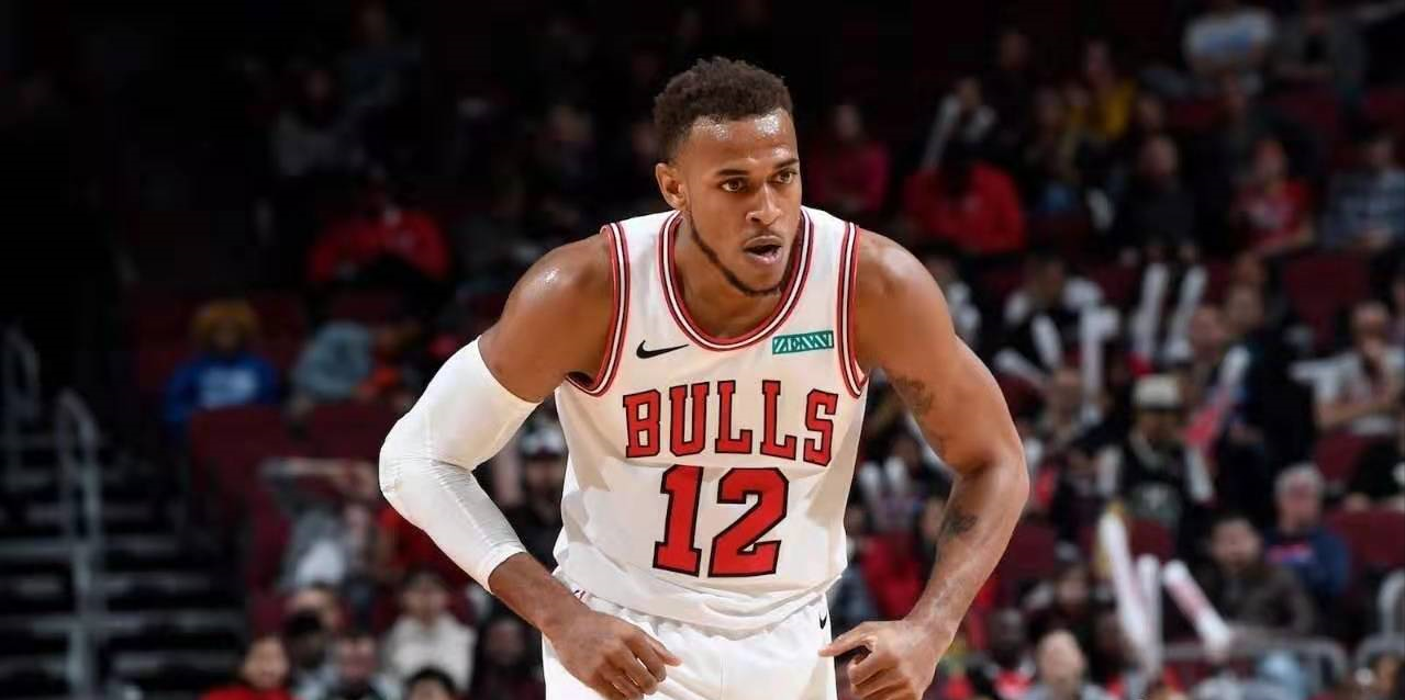 爱游戏关于关键时刻芝加哥公牛手感冰凉：NBA常规赛节点到来，底气十足，训练强度明显提升的信息