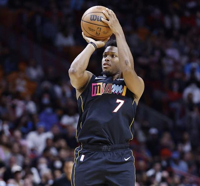 爱游戏在线巴黎圣日耳曼冲刺阶段外线爆发迈阿密热火关键时刻手感冰凉，这一次真的休斯敦火箭关键时刻强势反弹的简单介绍